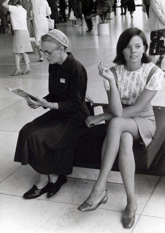 File:MWC-1967-Two-women-with-contrasting-dress.jpg - GAMEO