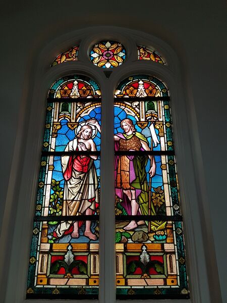 File:Montau Stained Glass.jpg