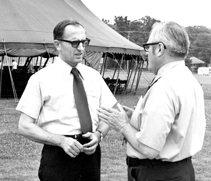 File:Kauffmann, Ivan J.jpg